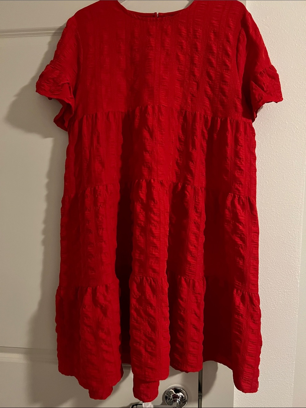 Woman’s Red Textured Tiered Dress/bathing suit cover